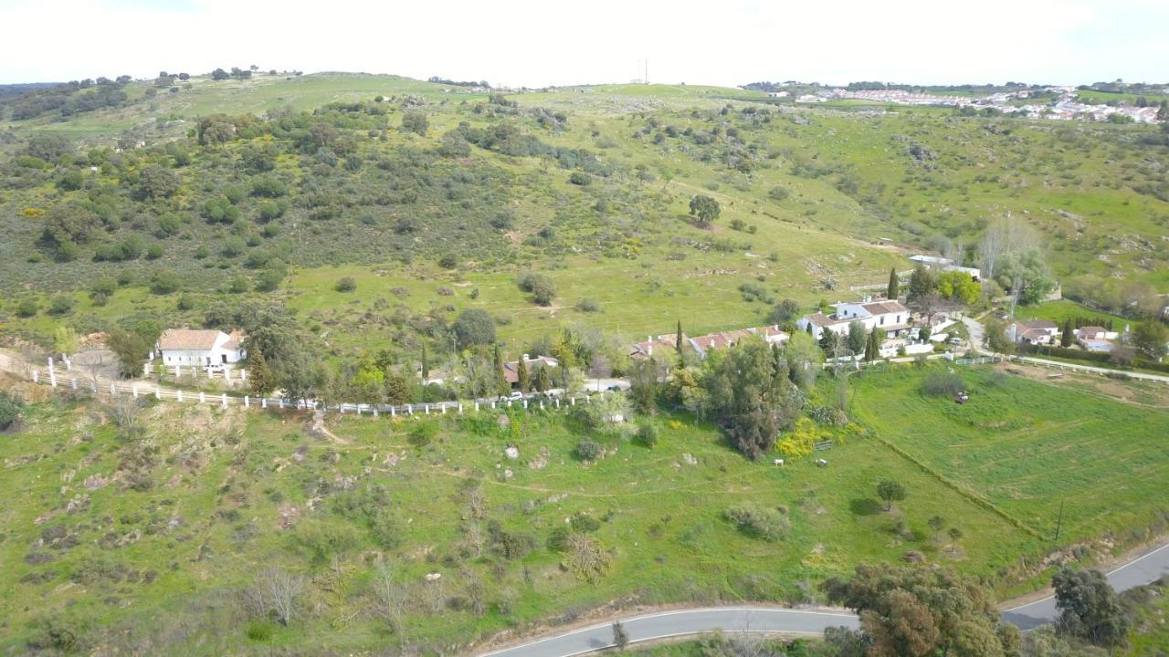 Cortijo El Berrocal Pensionat Cazalla de la Sierra Eksteriør billede